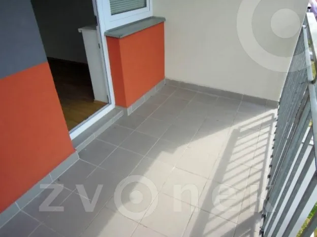 Pronájem bytu 1+kk, Zlín, Voženílkova, 32 m2