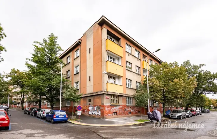 Pronájem bytu 2+kk, Praha - Vysočany, Prouzova, 52 m2