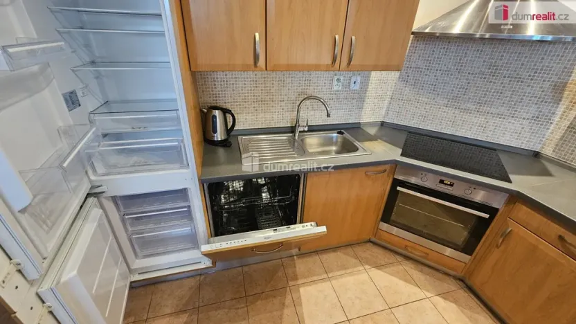 Pronájem bytu 2+kk, Praha - Hlubočepy, Štěpařská, 70 m2