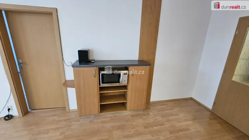 Pronájem bytu 2+kk, Praha - Hlubočepy, Štěpařská, 70 m2