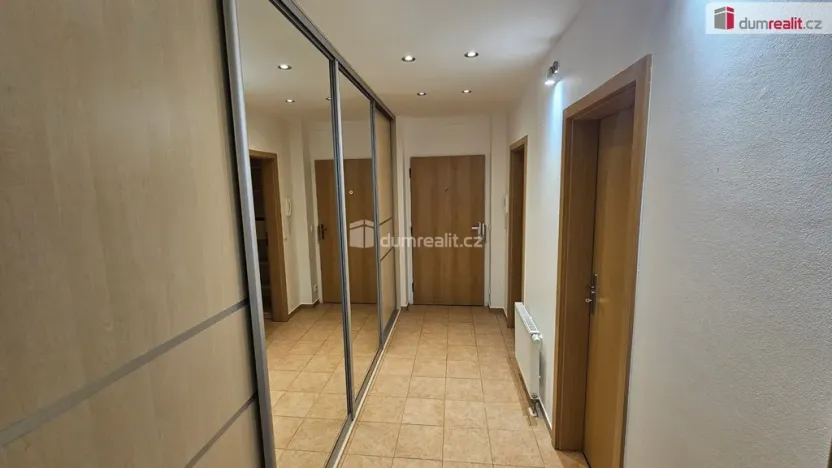 Pronájem bytu 2+kk, Praha - Hlubočepy, Štěpařská, 70 m2