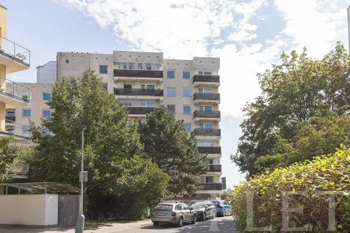 Pronájem bytu 2+kk, Praha - Hlubočepy, Devonská, 55 m2
