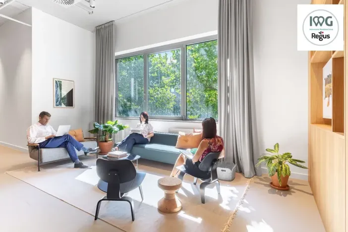 Pronájem kanceláře, Praha - Karlín, Rohanské nábřeží, 10 m2