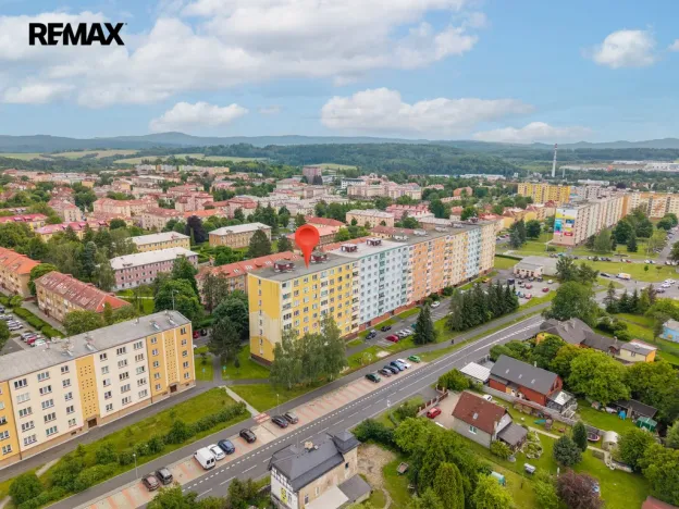 Pronájem bytu 1+1, Ostrov, Kollárova, 36 m2