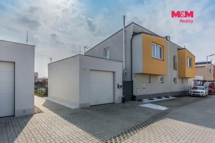 Prodej rodinného domu, Milovice - Mladá, Lipová, 99 m2