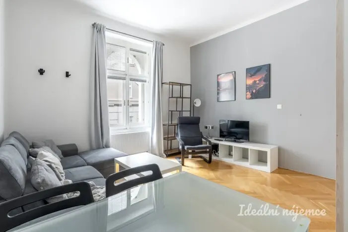 Pronájem bytu 2+1, Praha - Vršovice, Krymská, 56 m2