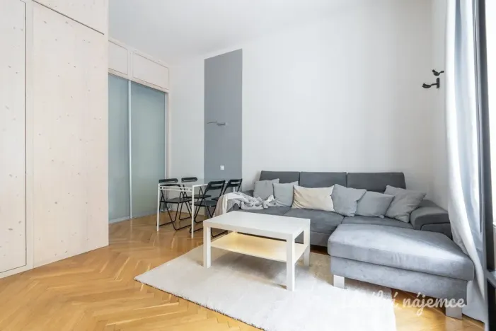 Pronájem bytu 2+1, Praha - Vršovice, Krymská, 56 m2