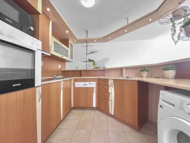 Prodej bytu 4+kk, Praha - Vysočany, Skloněná, 116 m2