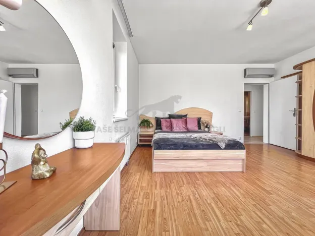 Prodej bytu 4+kk, Praha - Vysočany, Skloněná, 116 m2