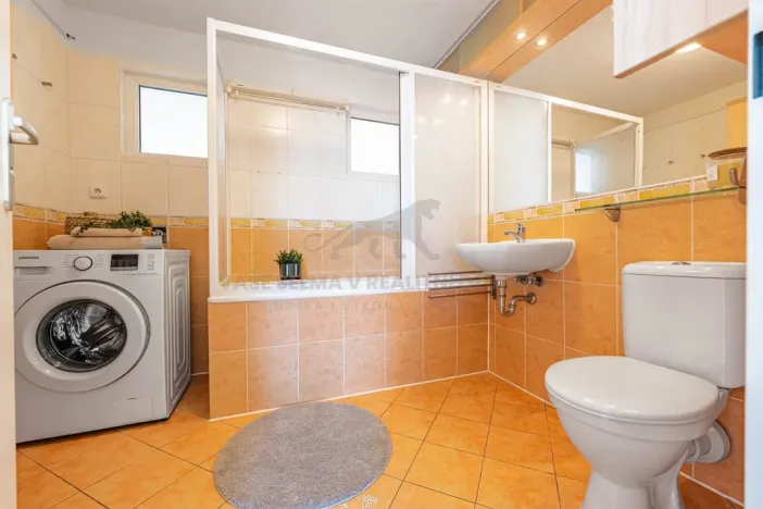 Prodej bytu 4+kk, Praha - Vysočany, Skloněná, 116 m2