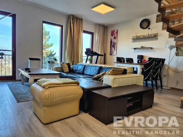 Prodej bytu 4+kk, Praha - Radotín, Na Krupičárně, 96 m2