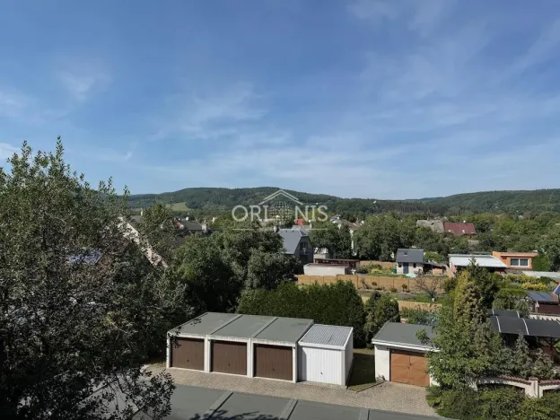 Pronájem bytu 2+1, Chomutov, Adámkova, 62 m2