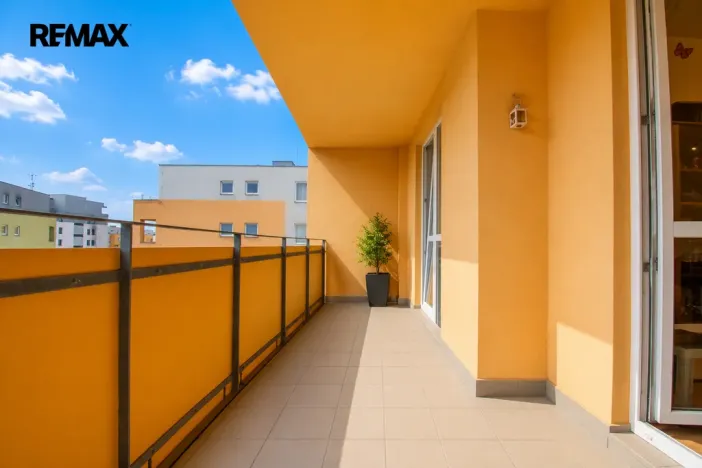 Pronájem bytu 2+kk, Hradec Králové - Třebeš, Ve Stromovce, 70 m2
