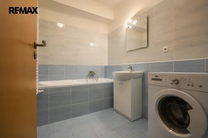 Pronájem bytu 2+kk, Hradec Králové - Třebeš, Ve Stromovce, 70 m2