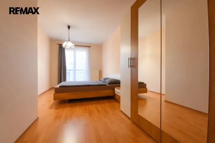 Pronájem bytu 2+kk, Hradec Králové - Třebeš, Ve Stromovce, 70 m2