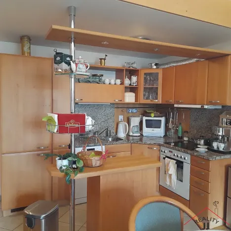 Pronájem bytu 3+kk, Praha - Suchdol, Suchdolské náměstí, 99 m2