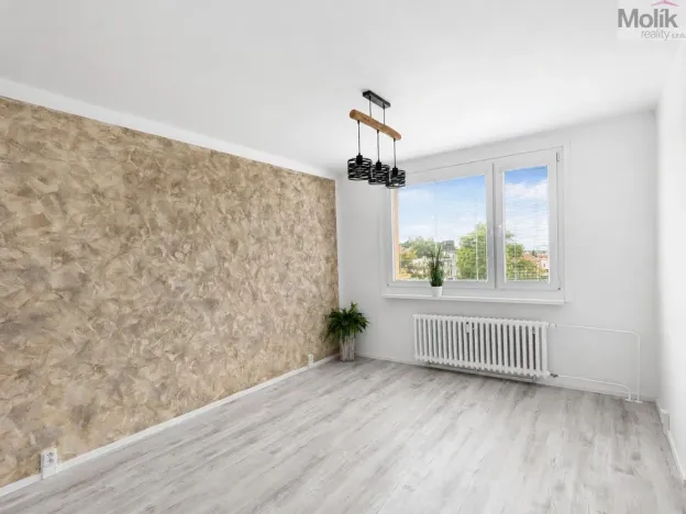 Pronájem bytu 3+1, Teplice - Trnovany, Gagarinova, 70 m2