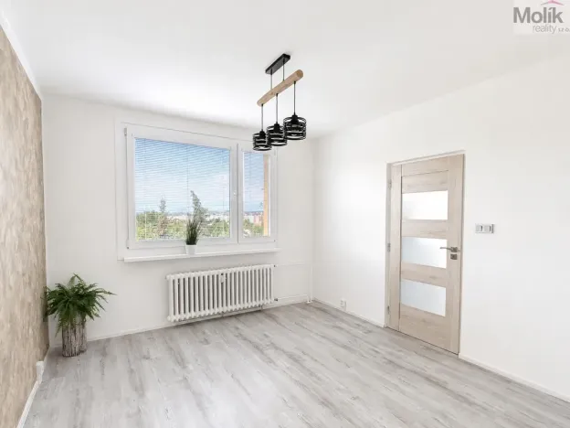 Pronájem bytu 3+1, Teplice - Trnovany, Gagarinova, 70 m2