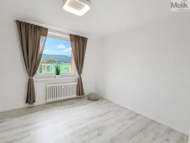 Pronájem bytu 3+1, Teplice - Trnovany, Gagarinova, 70 m2