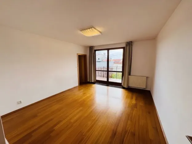 Pronájem bytu 5+kk, Praha - Vršovice, Kozácká, 191 m2