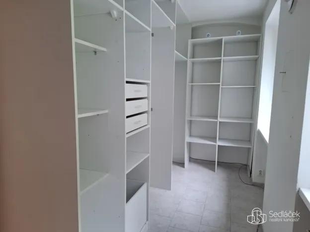 Pronájem bytu 2+1, Dalovice, Pod Parkem, 60 m2