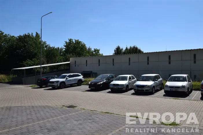 Pronájem garáže, Kolín - Kolín II, Březinova, 16 m2