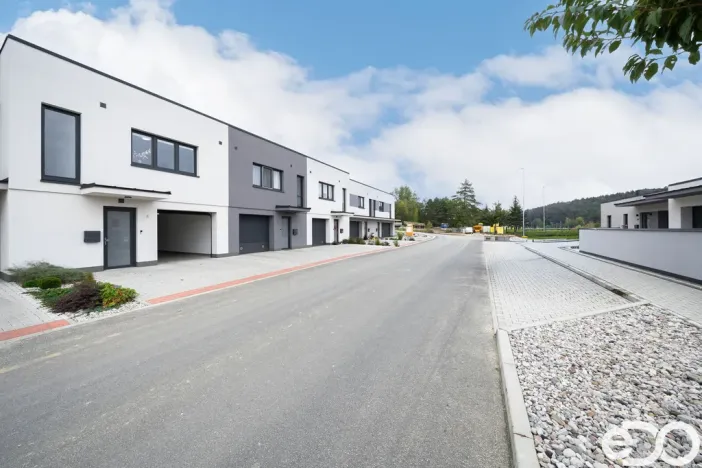 Prodej bytu 2+kk, Bělá pod Bezdězem, Jarní, 125 m2