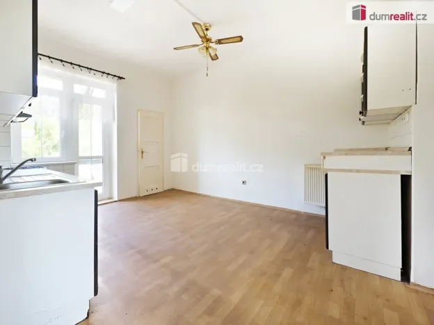 Pronájem bytu 2+1, Lovosice, U Výtopny, 57 m2