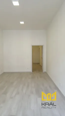 Pronájem bytu 2+1, Praha - Smíchov, Nádražní, 46 m2