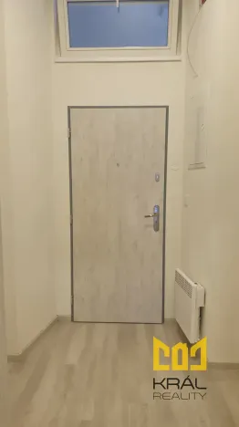 Pronájem bytu 2+1, Praha - Smíchov, Nádražní, 46 m2