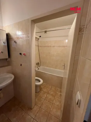 Pronájem bytu 2+kk, Praha - Hostivař, Přeštická, 52 m2