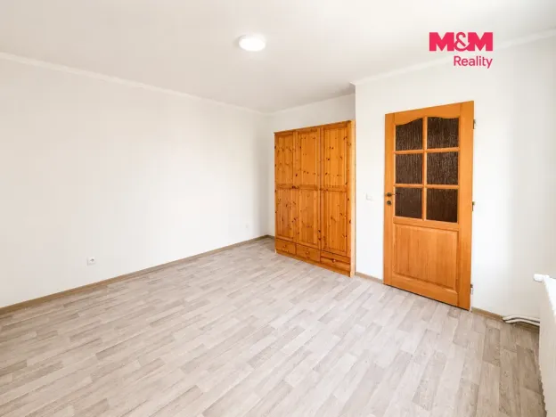 Pronájem atypického bytu, Praha - Hostivař, V nové čtvrti, 125 m2