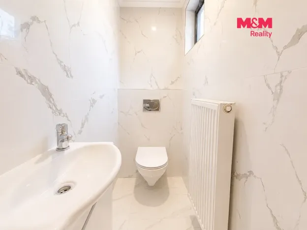 Pronájem atypického bytu, Praha - Hostivař, V nové čtvrti, 125 m2