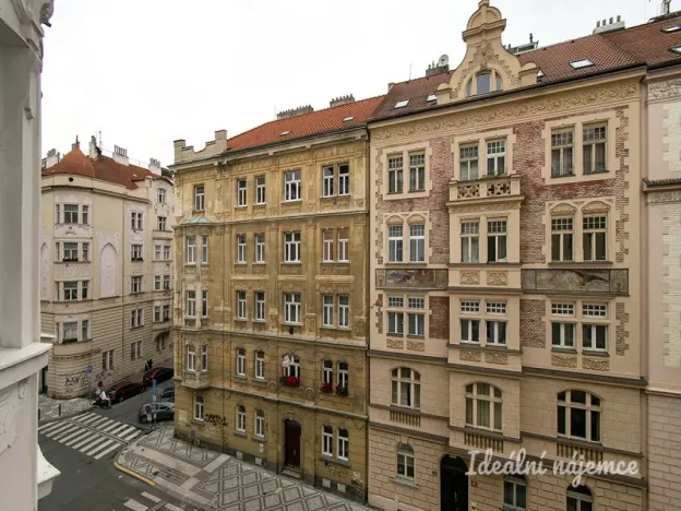 Pronájem bytu 1+kk, Praha - Holešovice, Šimáčkova, 27 m2