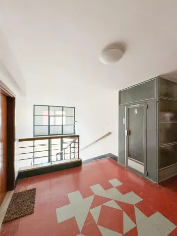 Pronájem bytu 1+kk, Praha - Vinohrady, Římská, 25 m2