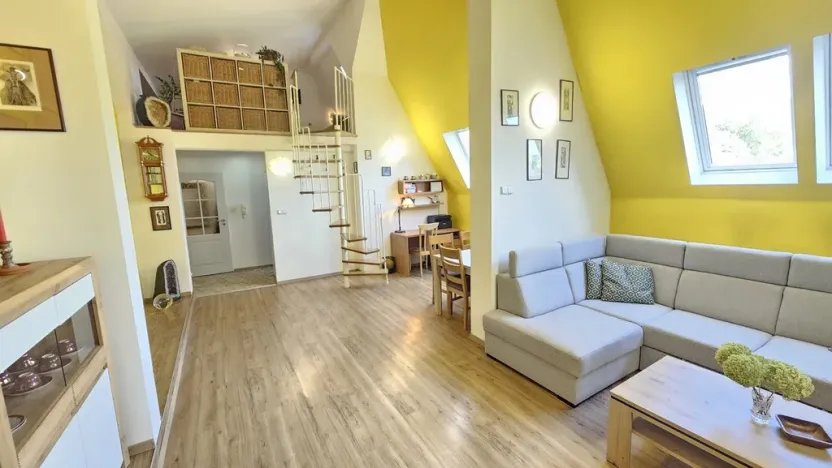 Prodej bytu 3+1, Ústí nad Labem, Králova výšina, 94 m2