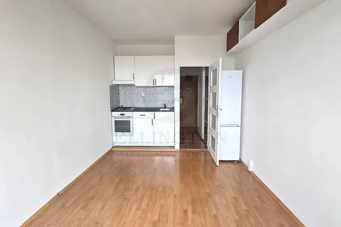 Pronájem bytu 1+kk, Praha - Malešice, Počernická, 25 m2