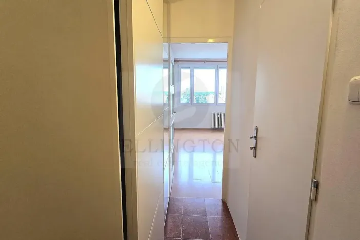 Pronájem bytu 1+kk, Praha - Malešice, Počernická, 25 m2