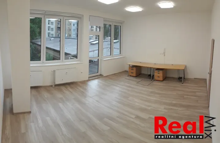 Pronájem kanceláře, Brno - Veveří, Bayerova, 33 m2