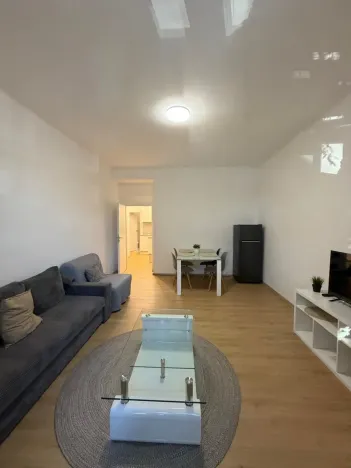 Pronájem bytu 2+1, Praha - Libeň, Na stráži, 49 m2