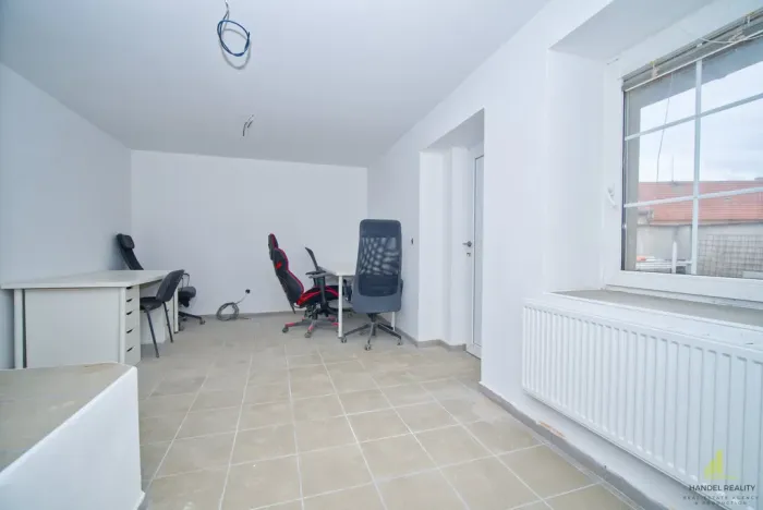 Prodej kanceláře, Sobotovice, 370 m2