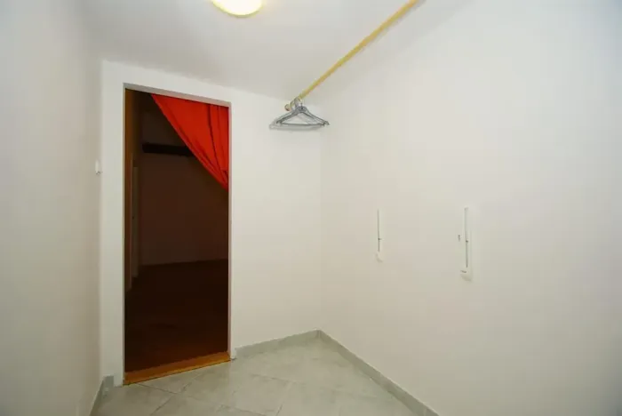 Pronájem atypického bytu, Praha - Smíchov, Viktora Huga, 164 m2