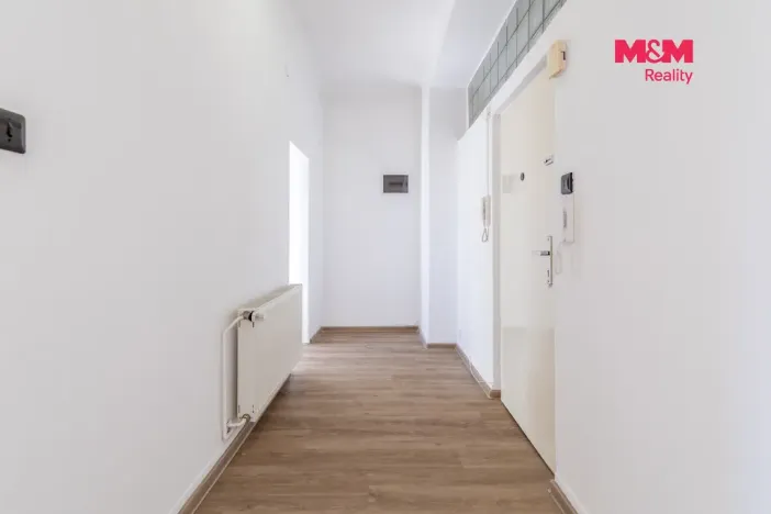 Pronájem bytu 1+1, Český Těšín, Odboje, 49 m2