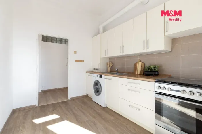 Pronájem bytu 1+1, Český Těšín, Odboje, 49 m2
