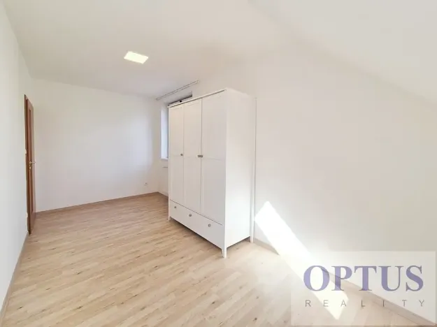 Pronájem bytu 4+kk, Horoměřice, Politických vězňů, 78 m2