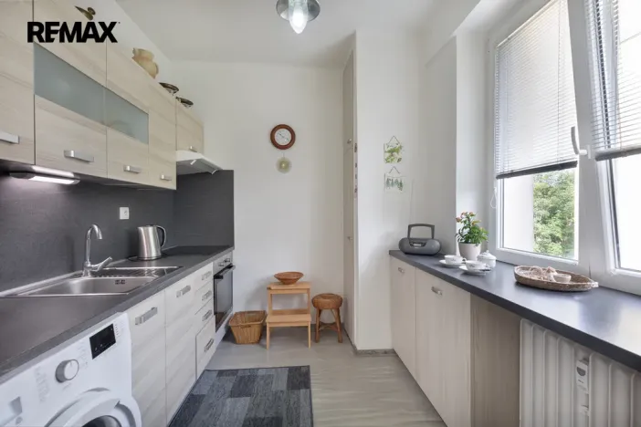 Prodej bytu 2+1, Teplice - Řetenice, Buzulucká, 49 m2