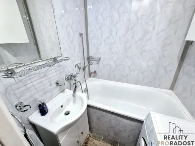 Prodej bytu 2+1, Třinec, Beskydská, 54 m2