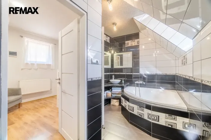 Prodej rodinného domu, Praha - Královice, Ke Stupicím, 134 m2