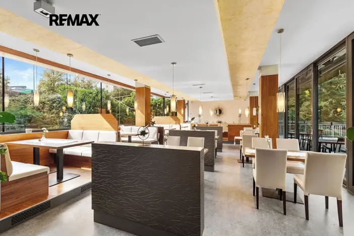 Prodej restaurace, Plzeň, Částkova, 489 m2