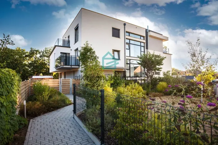 Pronájem bytu 1+kk, Hluboká nad Vltavou, Munická, 34 m2